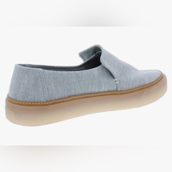 TOMS - Picture 2 of 11